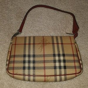 Burberry purse